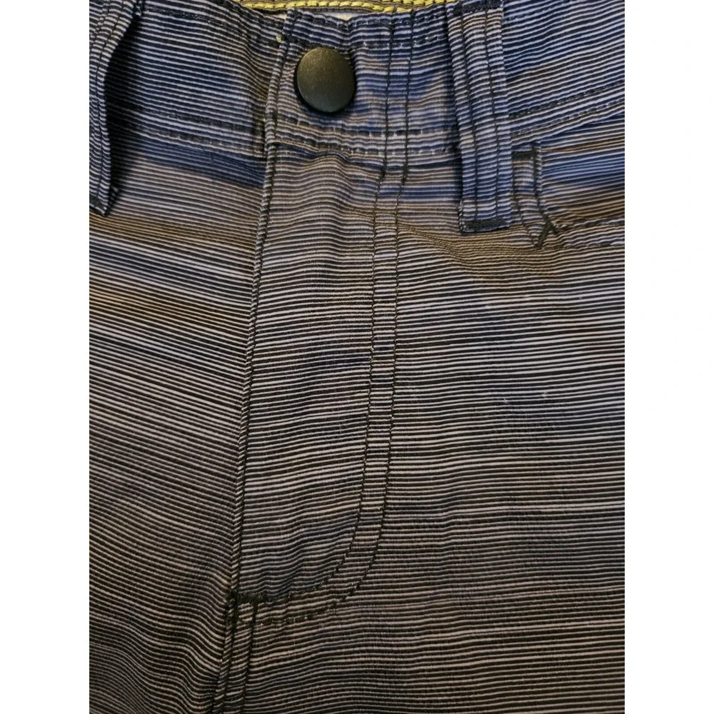 Lee  Swim Trunks Boys Size 18 Charcoal Striped Shorts Adjustable Waist (30x12.5)